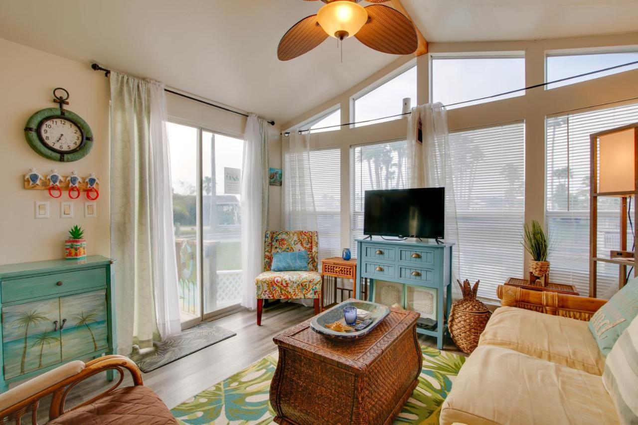Cozy Waterfront Port Isabel Cottage With Deck! Exterior photo
